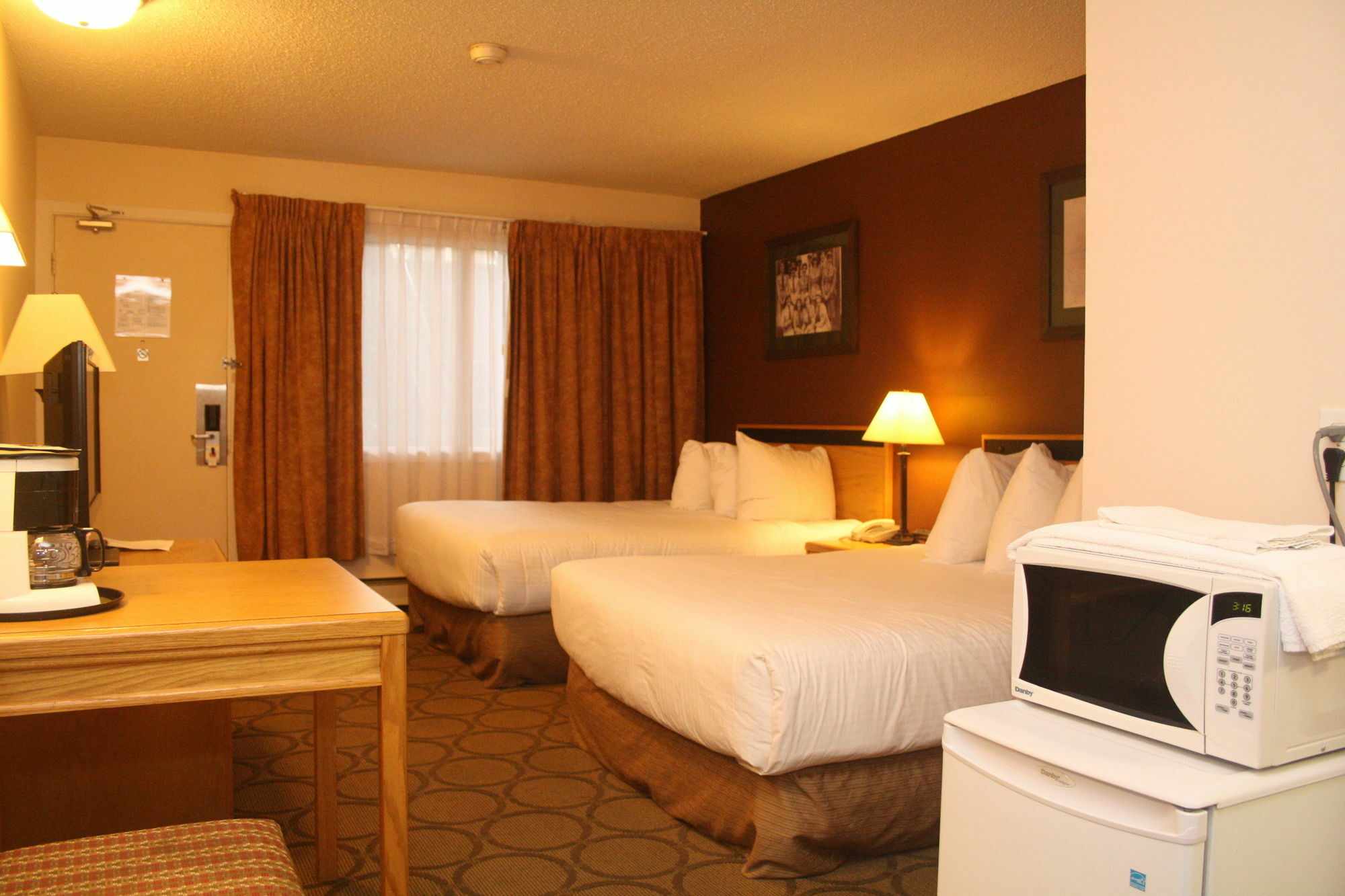Econo Lodge Prince George Eksteriør billede